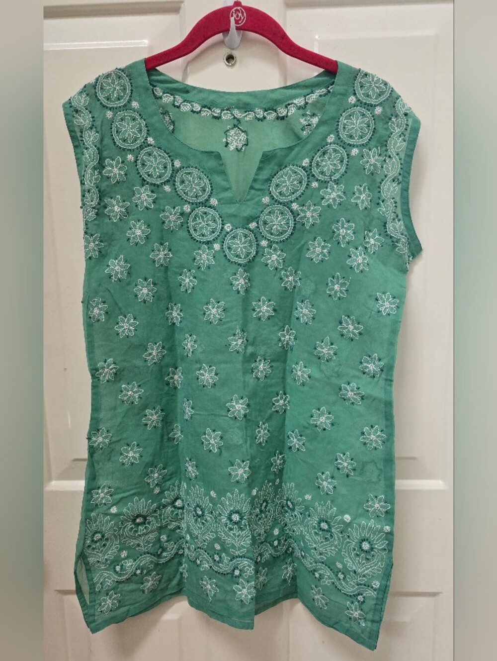 Unbranded Embroidered Floral Green Women's Sleeveless Blouse Size L